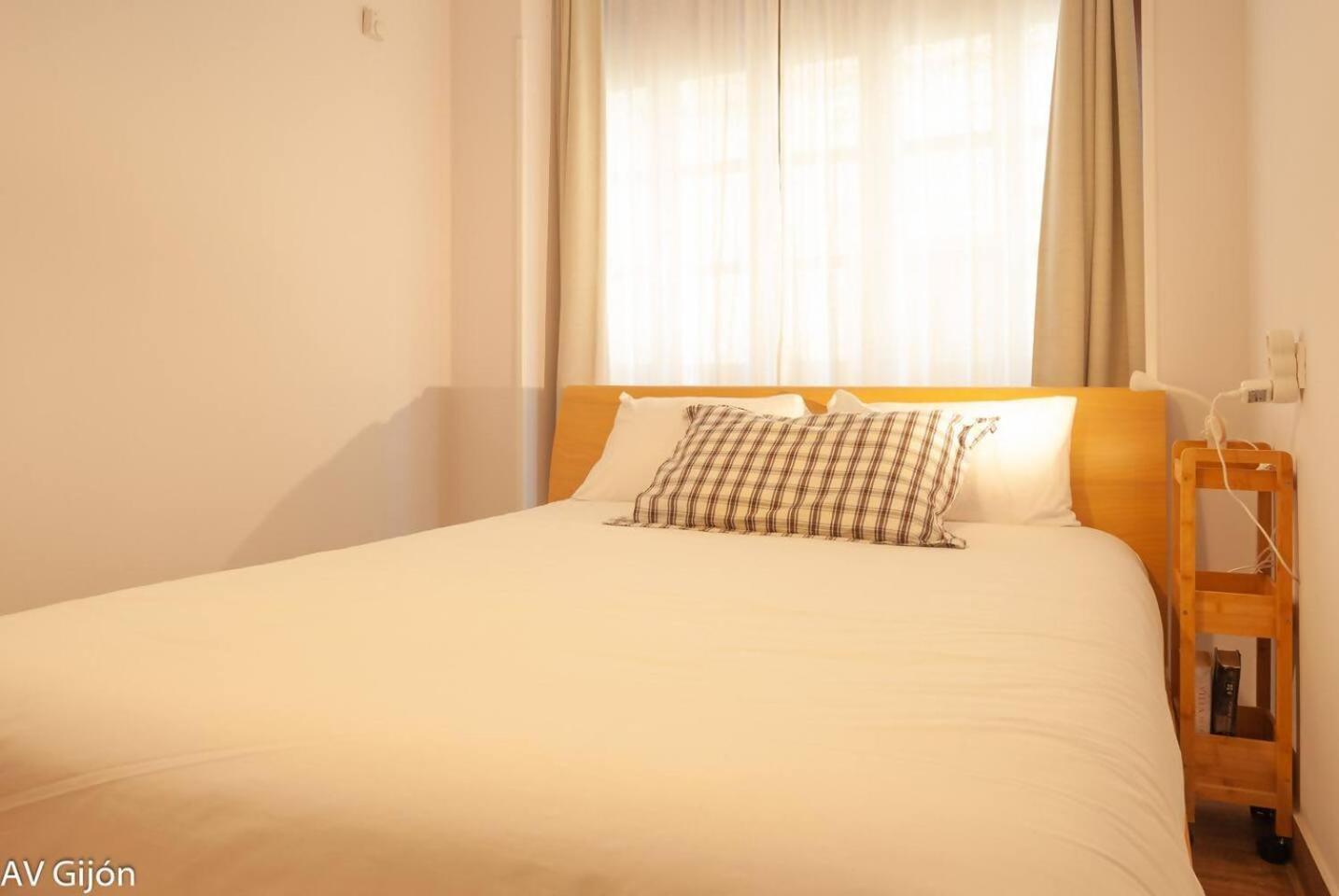 Av Begona 4 Centro Apartment Gijon Exterior photo
