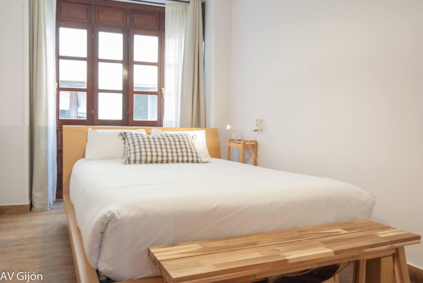 Av Begona 4 Centro Apartment Gijon Exterior photo